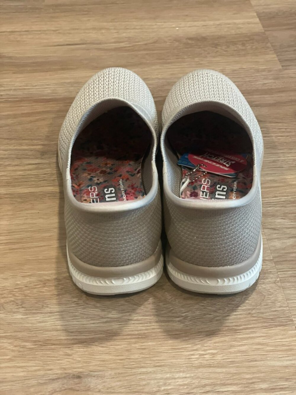 Skechers Slip-ins Tan Sneakers Women's 7.5 NWT - Picture 7 of 10